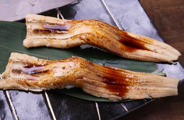 穴子などの新鮮食材を使用 | 西宮で寿司なら本格江戸前すし 竹
